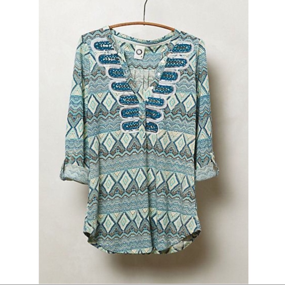 Anthropologie Sz L Embellished Printed Henley EUC
